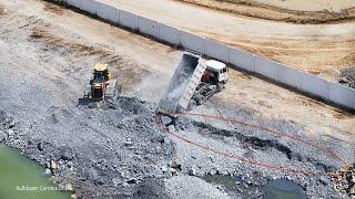 OMG !! POWERFUL DOZER SHANTUI CLEARING THE ROCKS INTO THE WATER