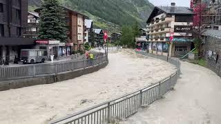 Zermatt: Visp Hochwasser/Flut bei der Sunnegga-Bahn