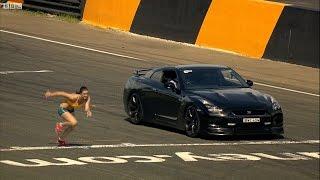 Nissan GTR vs Kobieta - Lektor - Top Gear Festiwal Sydney - BBC Brit Polska