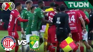 ¡Bronca, expulsados y Guardado se puso furioso! | Toluca 1-2 León | Liga Mx -AP2024 - J15 | TUDN