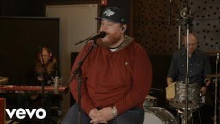 Luke Combs - Front Door Famous (Official Music Video)