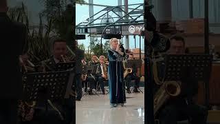 Выступление оркестра Федеральной таможенной службы в DME накануне Дня Победы