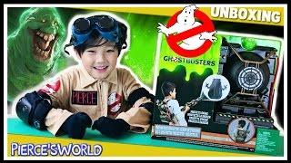 Ghostbusters Proton Pack Projector Toy Review | Pierce’sWorld