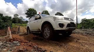 LINTASAN  SAFETY DRIVING  TRAINING 4WD MITSUBISHI PAJERO PERTAMBANGAN.