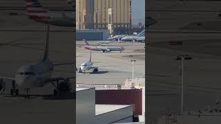 American Boeing 737-800 taking off from las