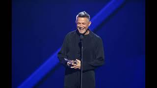 [AI Podcast] ‘Music Moves This Heart’: Alejandro Sanz Receives Lifetime Achievement Award at 2024...