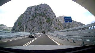 Most Cetina, most přes řeku Cetinu u Omiše. Omiš Chorvatsko 2024