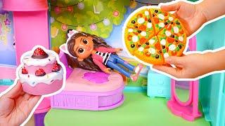 Playing Kitchen and Cooking Yummy Food for Gabby | Gabby's Dollhouse Kitty Fairy Toys