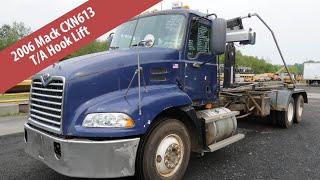 2006 Mack CXN613 Tandem Axle Hook Lift Truck - TRO 0723241