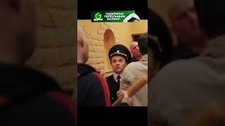 ПОЛИЦЕЙСКИЕ НАКРЫЛИ ПИРАТОВ  #shorts #сериал #фильм
