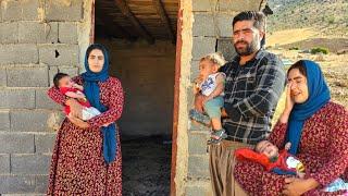 Saifullah's sincere help to Parisa and her baby in the merciless mountain / Nomadic life documentary