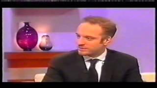 Richard Madeley challenges Derren Brown to read his mind during an interview (2004)