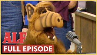 "Help Me, Rhonda" | ALF | FULL Episode: S1 Ep7