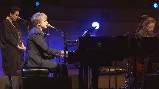 Neil Finn - Edible Flowers (live with strings, Auckland 2015)