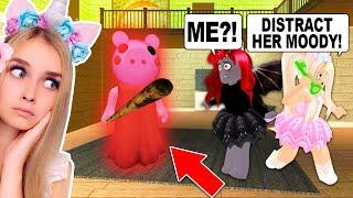I Used My BEST FRIEND To ESCAPE From PIGGY.. (Roblox)