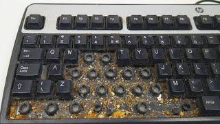 Encontré El Teclado Más Sucio Del Mundo.