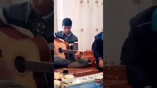 Resul Meredow gitara