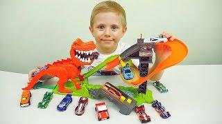 ХОТ ВИЛС АТАКА ДИНОЗАВРА - Даник и машинки Hot Wheels Dinosaur T-REX - Cars for Kids