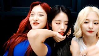 fromis_9 (프로미스나인) Lee Seoyeon (이서연) naughty hands/being clingy compilation