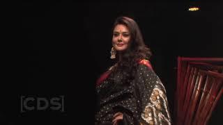 Preity Zinta Ramp Walk In Traditional Saree At Lakme Fashion Week 2017 ! 720p