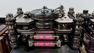 Kronos Discover Turntable