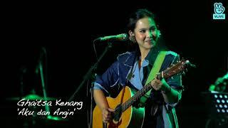 The Panasdalam Bank - Aku dan Angin feat. Ghaitsa Kenang (Live Dilan Concert)