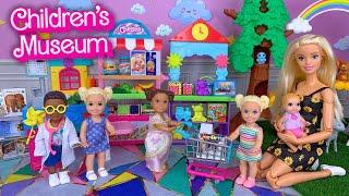 Barbie Doll Family Trip to the Children's Museum