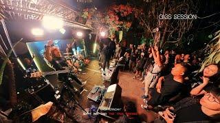 Masa Terindah LIVE at Malang (Intimate Showcase) by Alffy Rev and The True Friends