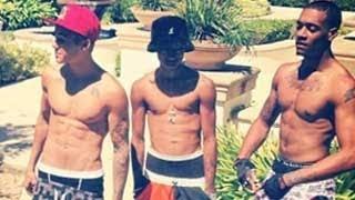 Justin Bieber GETS ROBBED By Friends Lil Za And Lil Twist