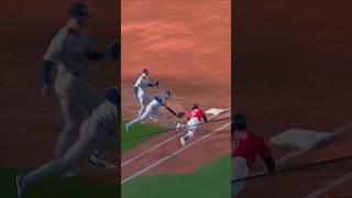 Yoshinobu Yamamoto Wins a Foot Race to Tag Out Will Wilson on a Bunt Play | 山本由伸 ハイライト