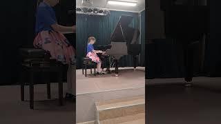 Международный конкурс "музыкальная палитра". Исполнитель: Толоконникова Дарина. Ю.Литовка - Пьеса