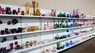 Vintage Home Decor Booth Tour of Glassware |Wall of Glass Display | Colored Glass | Shop with Me