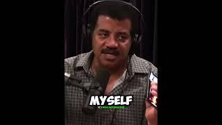 Neil de grasse Tyson Talks about dropping his phone #joerogan #joeroganexperience #phone