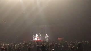 Twenty One Pilots brings out Judah and the Lion - Emotional Roadshow Tour Live