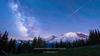 Mount Rainier and the Milky Way with Airglow (4K Time Lapse)