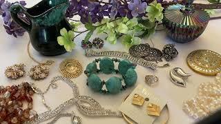 Dead Gentry : Costume Jewelry Tips and Tricks