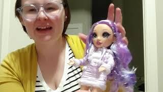 Doctor Doll Reviews A Rainbow High Doll part 2