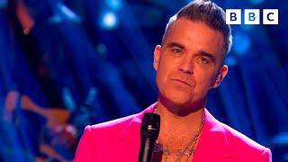 @robbiewilliamsvideos performs 'She's The One'  BBC Strictly 2022