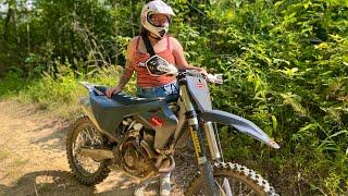 She LOVES to ride! | FC350 Trail Ripping