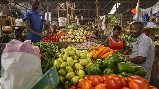 Inside the biggest  local market in Kigali - Rwanda / Kimironko market adventures .