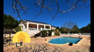 Villa Rustica - 4 Bed villa for sale in Villalonga situated on the Costa Blanca  €275,000