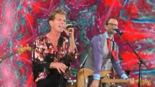 Let’s Dance – Paul Roberts sings David Bowie