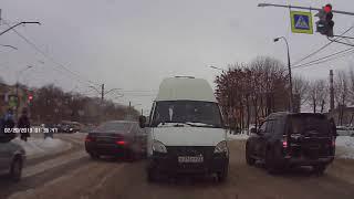 Russian drunk driver get punised – by an anothed driver