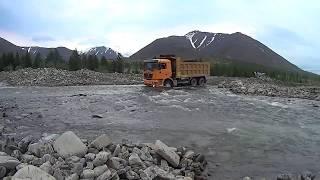 KAMAZ and CNHTC on Road of Bones - Magadan Trip 2017