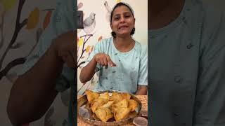 simple sa samosa itna bada kaise ho gaya 