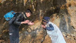 Adventurous journey: Mohammad and Tizpa for a difficult purpose