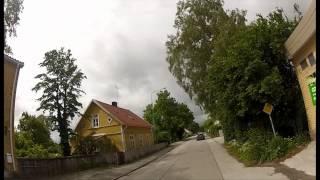 Torget och Storgatan i Slite sedda från cykel