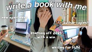 my first WRITING VLOG of 2025!  back into writing after a *very* long break & new writing space!