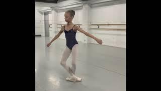 Trabajo de pirouettes con Mariona Nuñez, 11 años. Ballet Ruso Barcelona