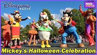 Mickey’s Halloween Celebration Parade NEW Show Stop at Disneyland Paris: Daisy, Clarabelle, Goofy +